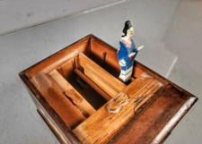 DISTRIBUTEUR a CIGARETTES Ancien Debut XXe Bois Japon Bois Marquete Art Cigare