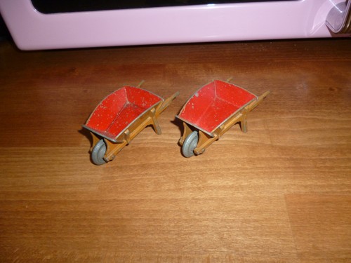 Lot dinky toys brouettes - de,