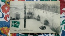Rare Carte Postale du jardin des plantes a Paris La Fosse Aux Ours Pendant La Cr