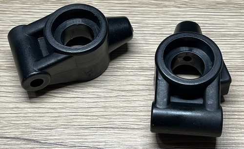 6077 rear upright raised - rear,
