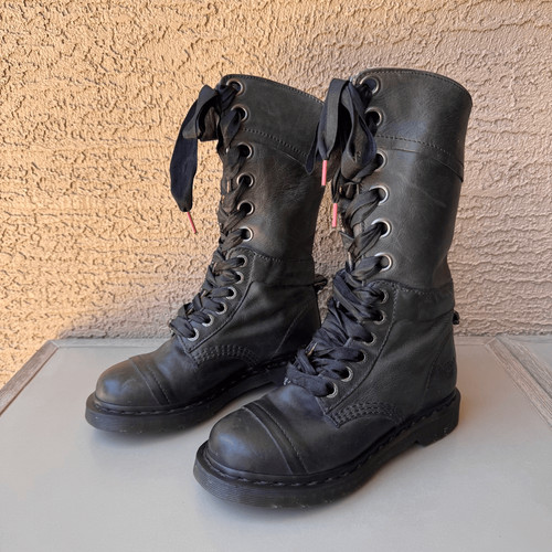 Martens triumph boots - triumph,