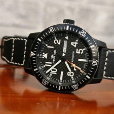 Rare montre de plongée homme