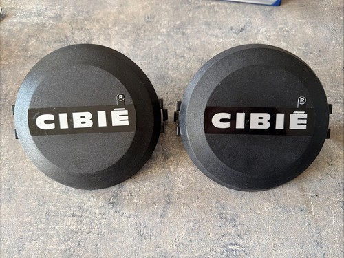 Paire caches rigides - caches,