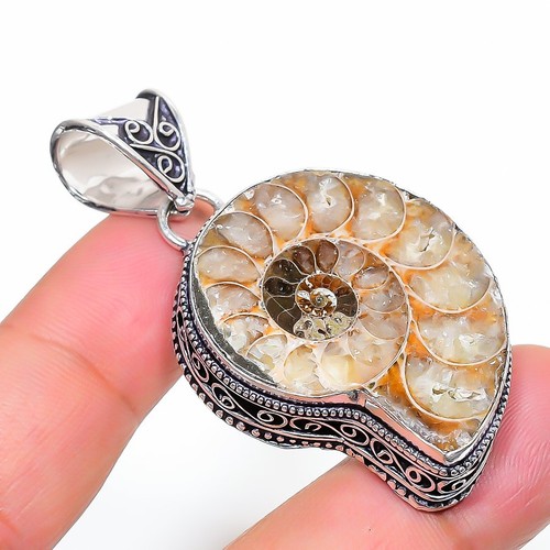 Pendentif vintage pierre
