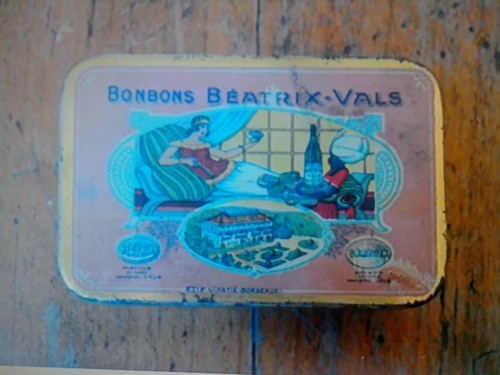 Ancienne boite tole - boite, bonbons