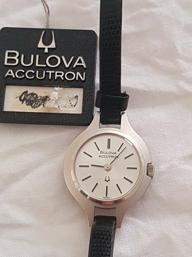 Bulova mini accutron - bulova, 1974