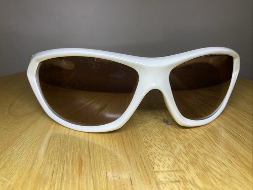 Cebe sunglasses white frame - white,