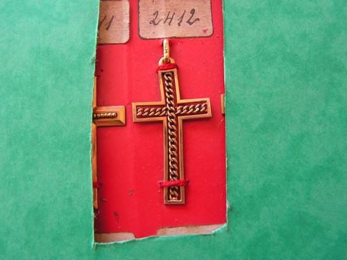 Croix religieuse ancienne - ,