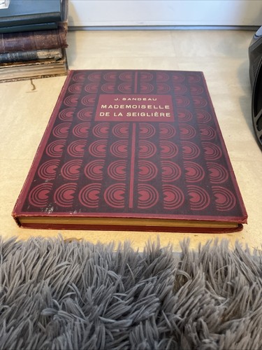 Livre mademoiselle la - livre,