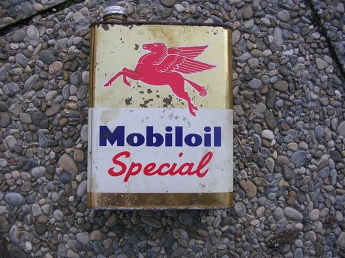 Bidon huile ancien - bidon, mobiloil