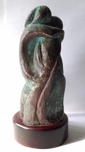Curiosa sculpture couple - curiosa,