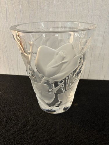 Vase décor roses modèle - de,