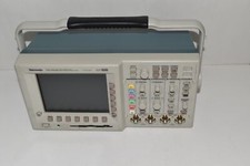 TEKTRONIX TDS 3054B 500MHz 5GS/S 4 Canal Digital Phosphore Oscilloscope (DDX18)
