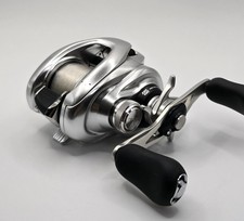 Moulinet Shimano Metanium MGL Baitcast main droite du Japon