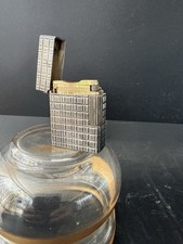 Briquet S.T. Dupont, Très Bon