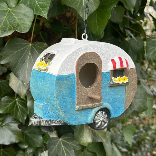 Maison oiseaux forme de - d’oiseaux,
