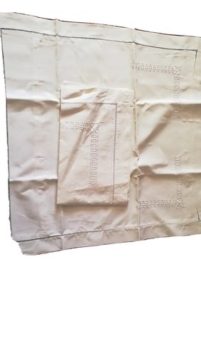 Draps anciens brodés - draps,