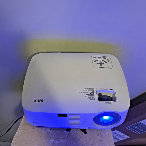 Nec professional projector - professional,
