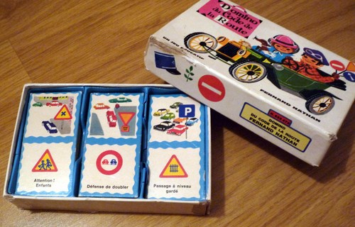 Boîte jeu éducatif domino - boîte, du