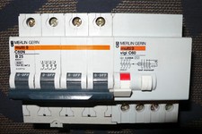 DISJONCTEUR DIFFERENTIEL