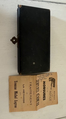 Rare trousse antivenin - , michel