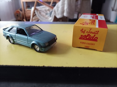 Ford escort 1982 - solido, 1/43