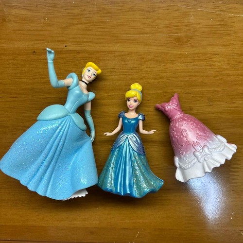 Lot figurines disney - lot,