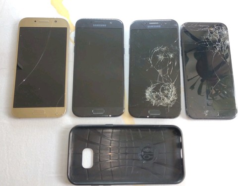 Lot samsung galaxy - 4,