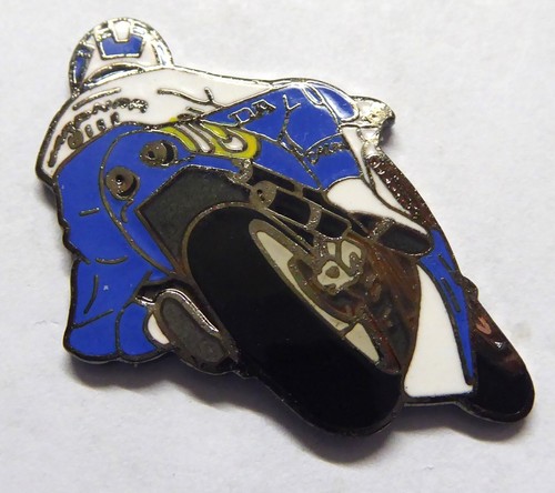 Pin démons merveilles - pin's,