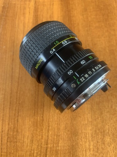 Objectif zoom tokura 70 - , 35-70