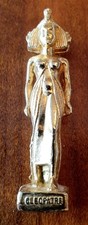 FEVE EN METAL DORE CLÉOPÂTRE