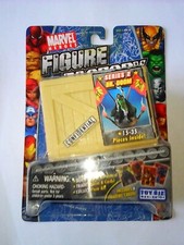 figurine marvel dr. doom