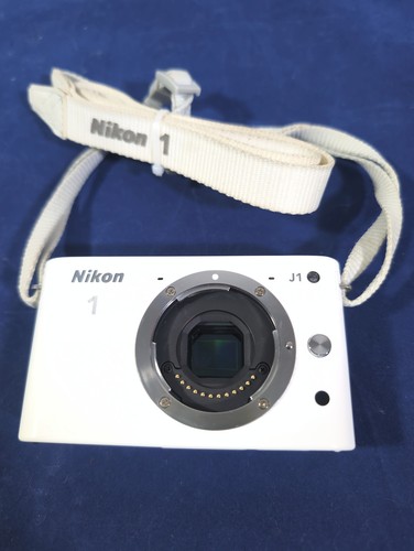 Nikon body only apn - nikon,