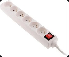 Bloc 6 prises 16A 2P+T avec