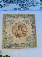 ANCIENNE BOITE EN TISSU MEDAILLON PEINT MAIN CHOCOLAT DRAGEES BAPTEME RATELLE