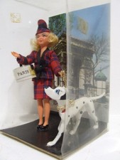 RARE POUPEE SOUVENIR DE PARIS ARC DE TRIOMPHE VINTAGE