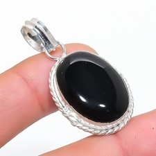 Pendentif pierre précieuse