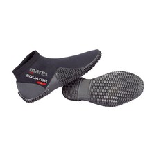 Equator, Chaussures de