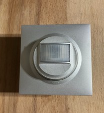 Détecteur de mouvements 2 fils sans neutre - Dooxie LEGRAND