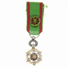 Very nice officer’s medal of