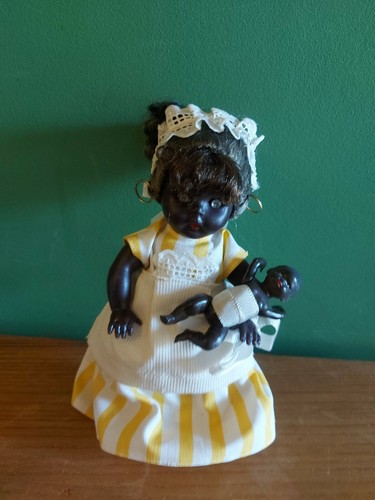 Poupée noire avec bébé - ,
