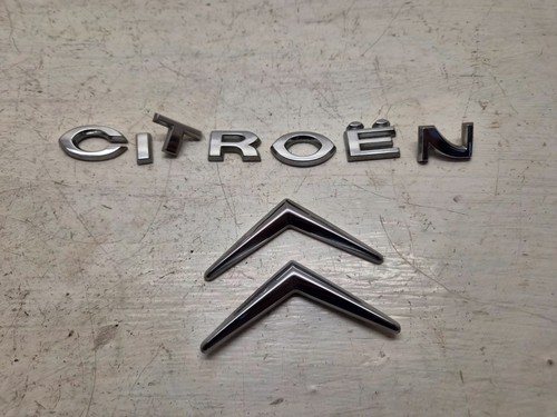 Monogramme sur hayon pour