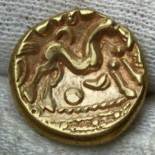 Monnaie, Gauloise, AMBIANI, Statère d'or uniface, c.60-50 AC, SUP