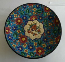 PLAT CREUX sur pied- Fleurs sur fond bleu -20.5cm- Emaux de Longwy -Superbe