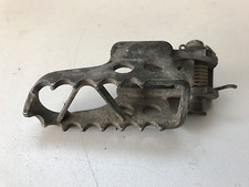 UN CALE REPOSE PIED PILOTE AVANT AVEC AXE YAMAHA 125 DTR DT-R DT R DT125R 