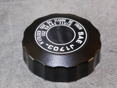 Bouchon maitre cylindre - de,