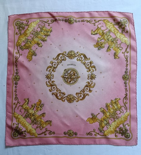 Gavroche petit foulard - un,