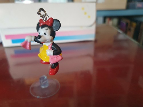 Figurine mimie avec - mimie, ventouse