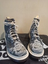 DR MARTENS TOILE FLEURIE SIZE 3UK (36)