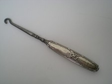 TRES ANCIEN CROCHET A BOTTINE